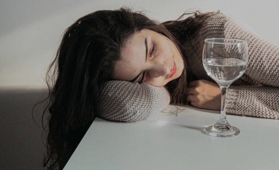 Wspieramy psychologicznie leczenie osób DDA, dorosłe dzieci alkoholików, pomoc psychologiczna