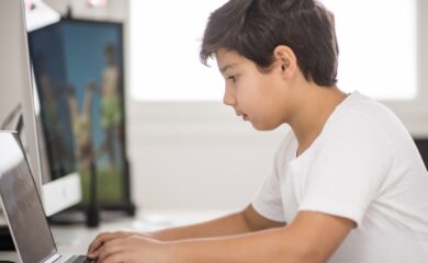 Uzależnienie od social mediów, pomoc psychologiczna dla dzieci